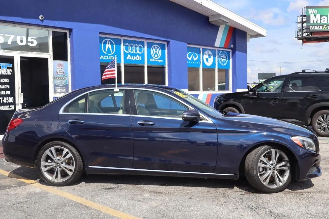 Sedan in Orlando, FL, United States 5 - 19081557