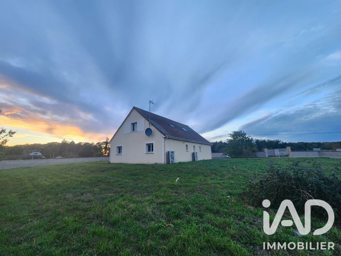 House in Houlbec-Cocherel, Normandy, France 2 - 19083448