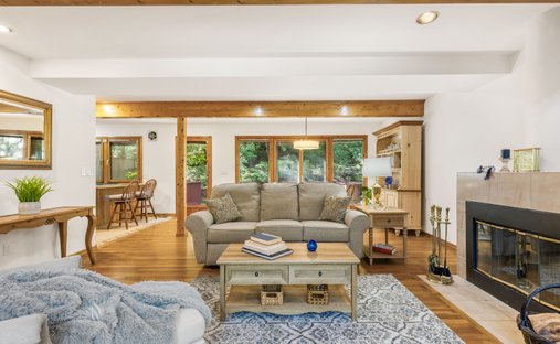 Townhouse in Mount Kisco, New York, United States 1