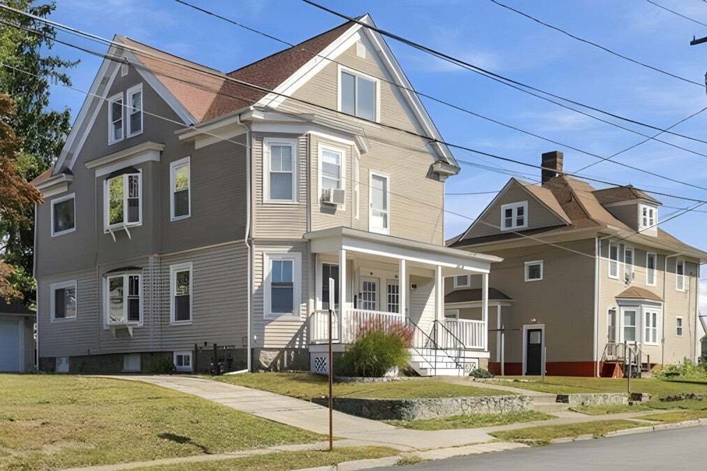 Cranston, Rhode Island, United States 1 - 19085687