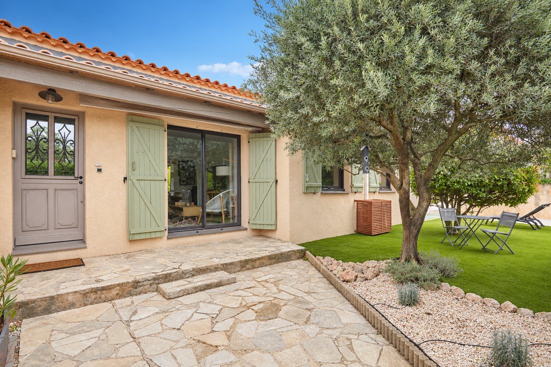 House in Granettes-Jauberte-Sainte Anne, Aix-en-Provence, France 1 - 19077297