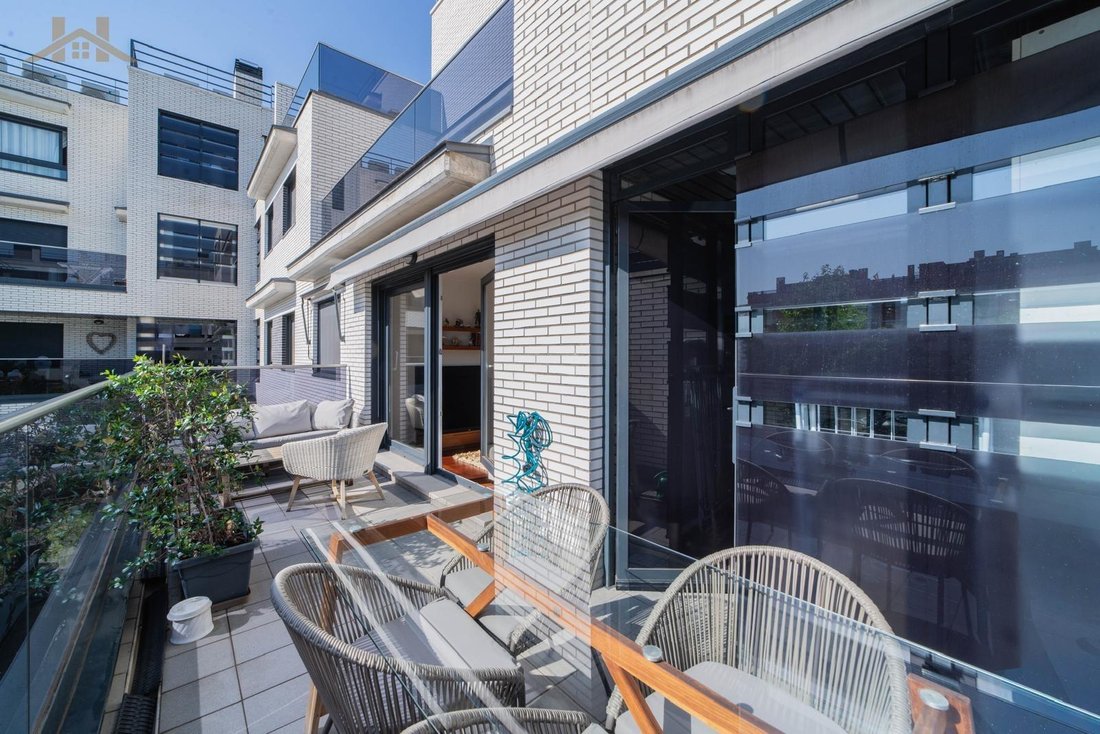 Apartment in Pozuelo de Alarcon, Comunidad de Madrid, Spain 1 - 19077047