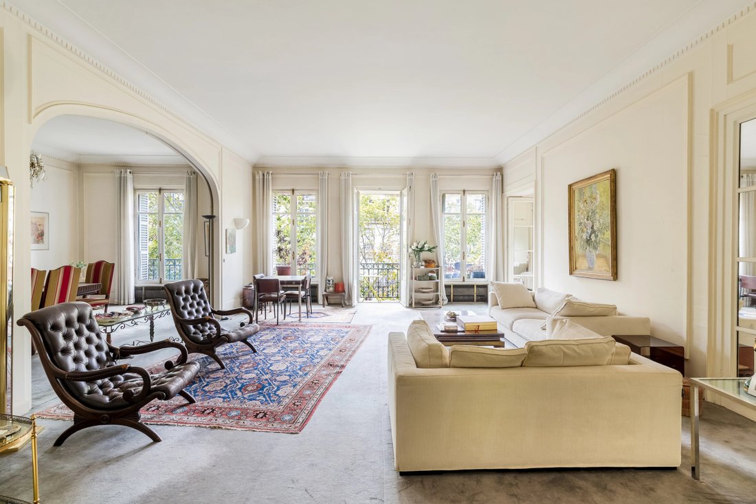 Wohnung in Mairie, Paris 8e Arrondissement, Paris 1 - 19083825