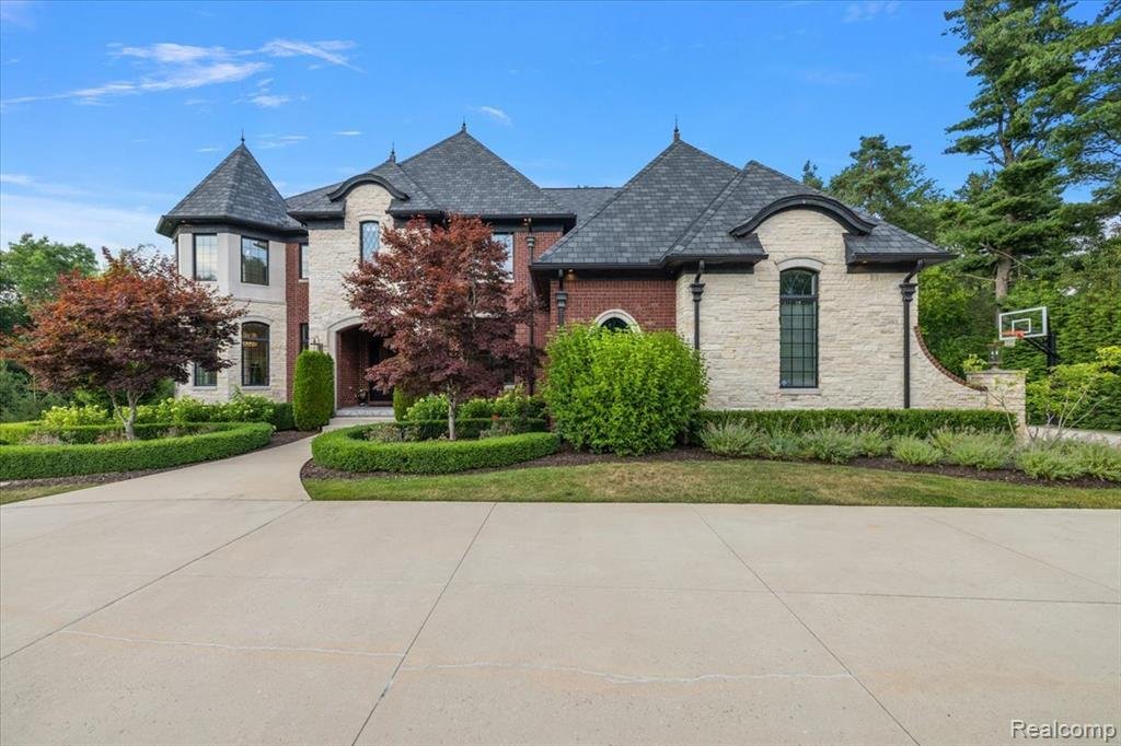 House in Troy, Michigan, United States 2 - 19081063