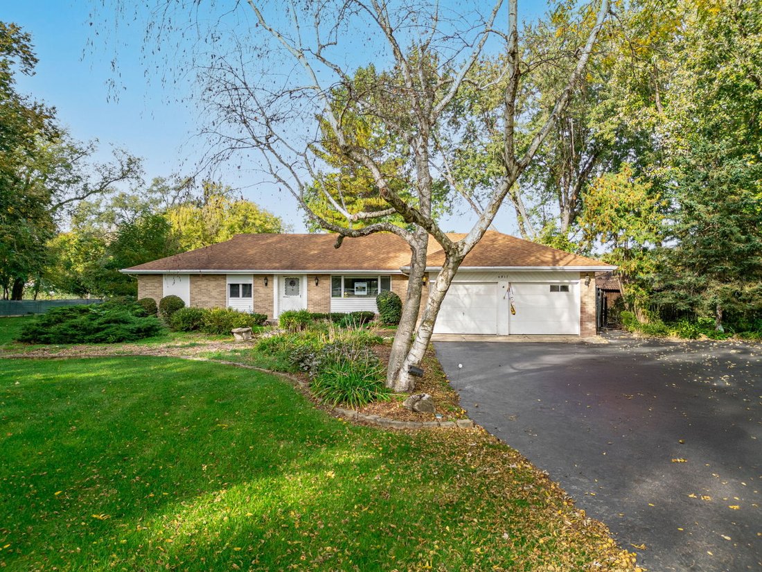 House in Johnsburg, Illinois, United States 1 - 19081133