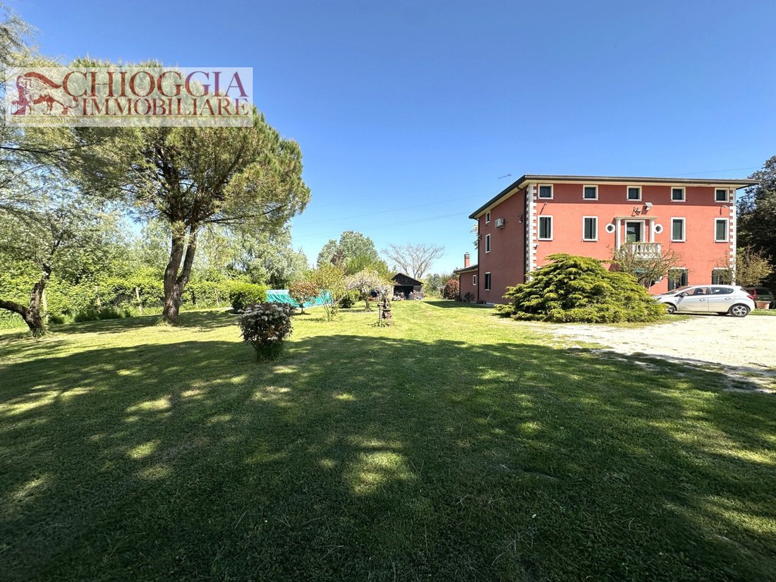 Villa in Loreo, Veneto, Italy 1 - 19081448