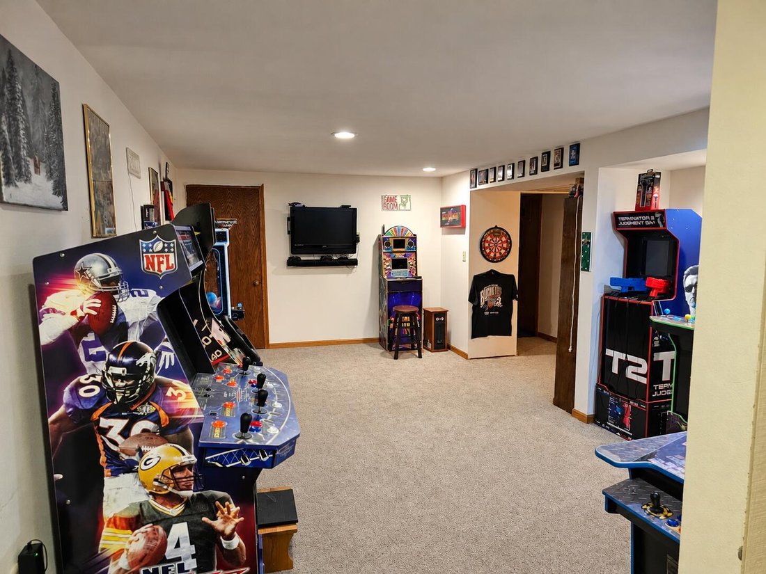 House in Thiensville, Wisconsin, United States 4 - 19082117