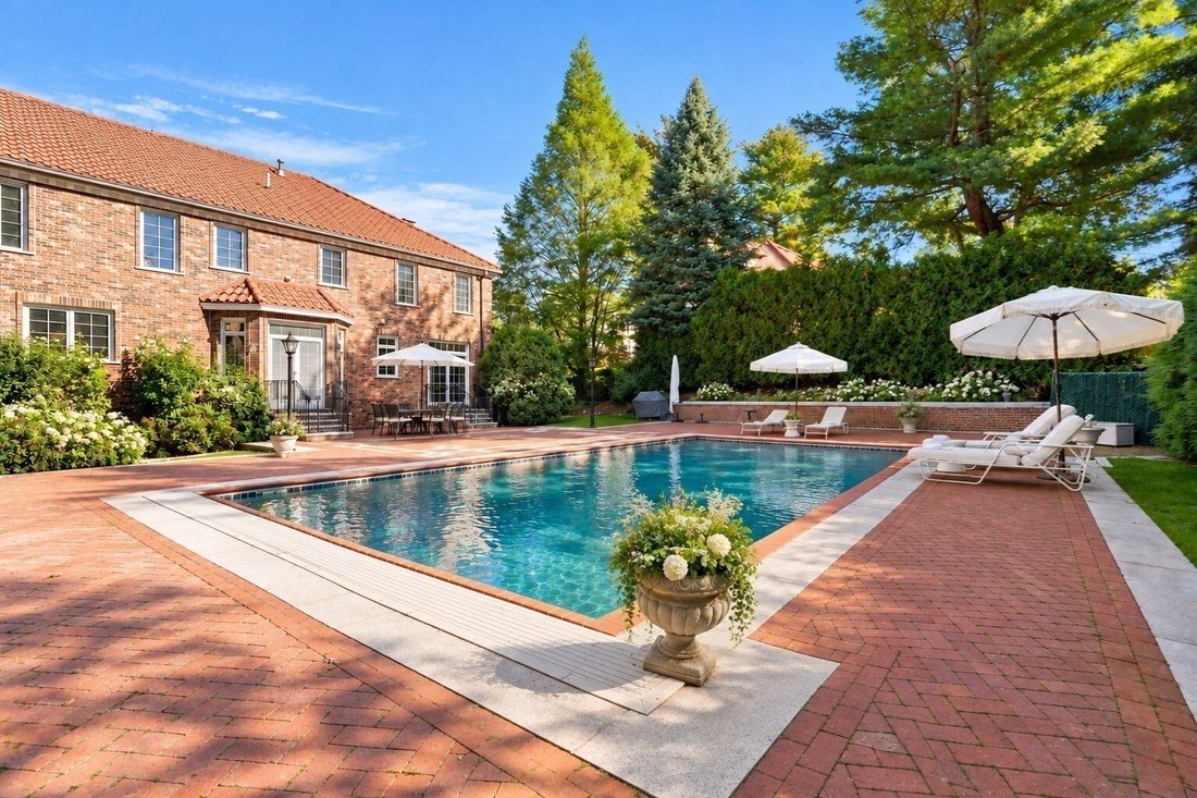 House in Brookline, Massachusetts, United States 5 - 19076773