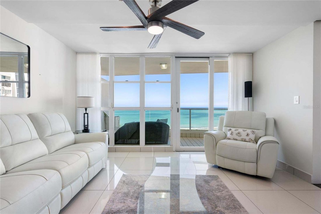 Condo in CAROLINA, PR, United States 5 - 19082568