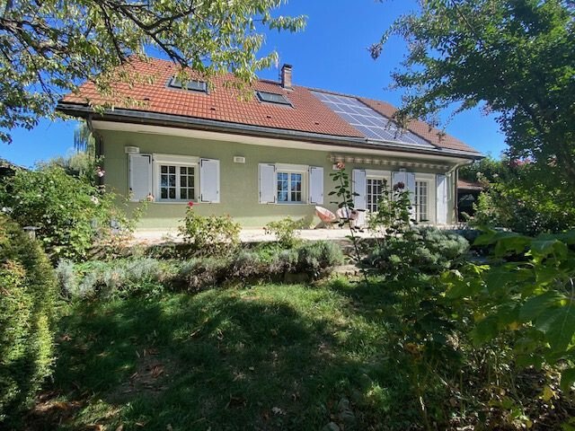 Casa a Douvaine, Auvergne-Rodano-Alpi, Francia 1 - 19076703