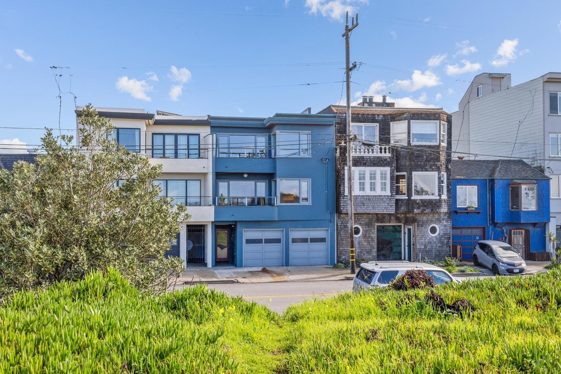 San Francisco, California, United States 3 - 19076101