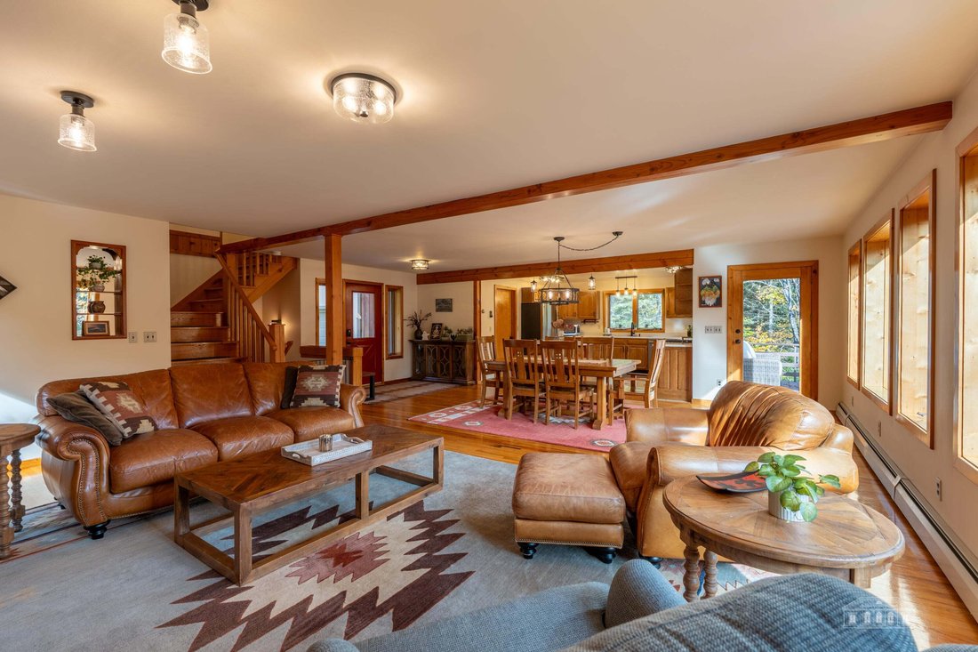 Casa a Saranac Lake, New York, Stati Uniti 3 - 19083013