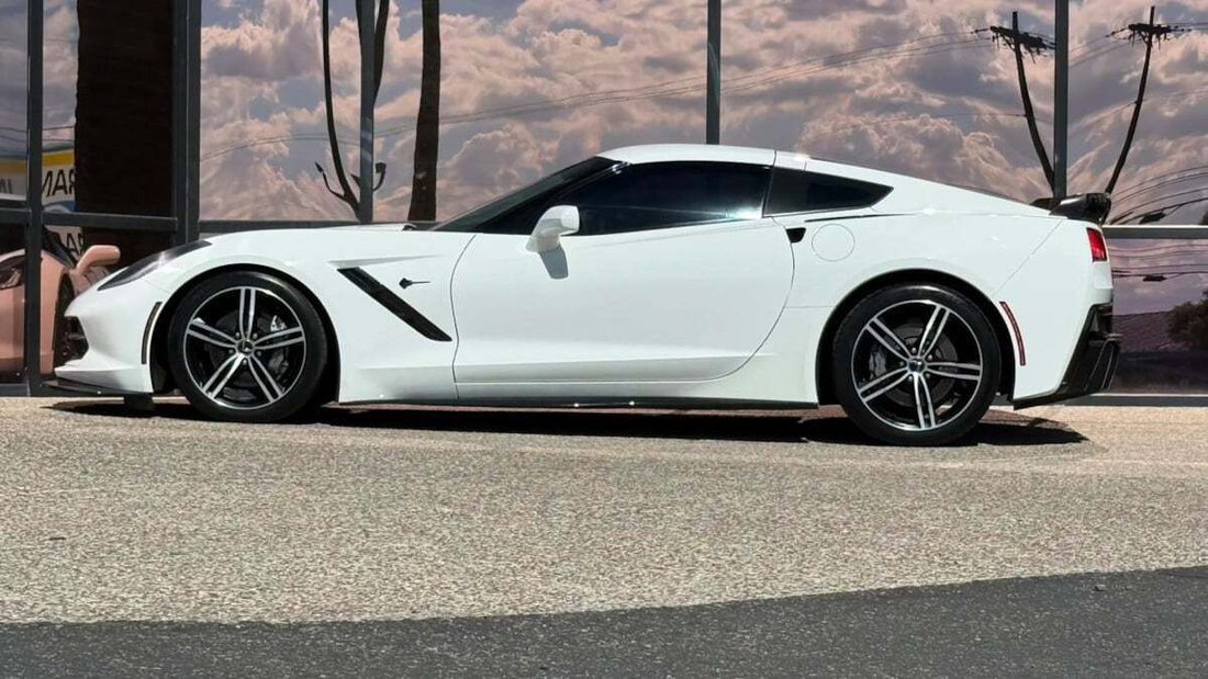 Coupe in Tucson, AZ, United States 5 - 19082964