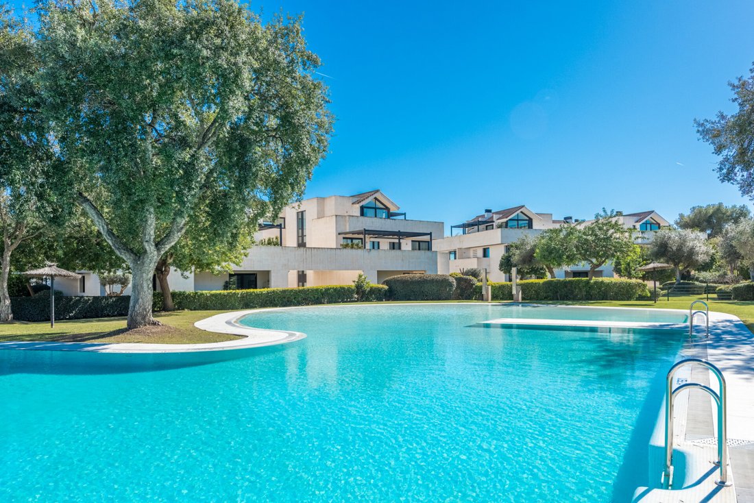 Apartment in Sotogrande, San Roque, Andalusia 1 - 19076824