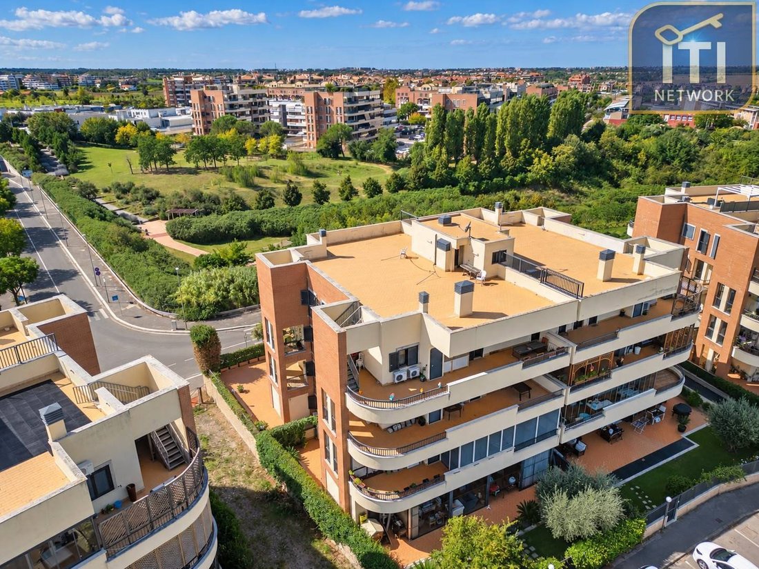 Apartment in Spinaceto - Mezzocammino, Rome, Lazio 1 - 19076175