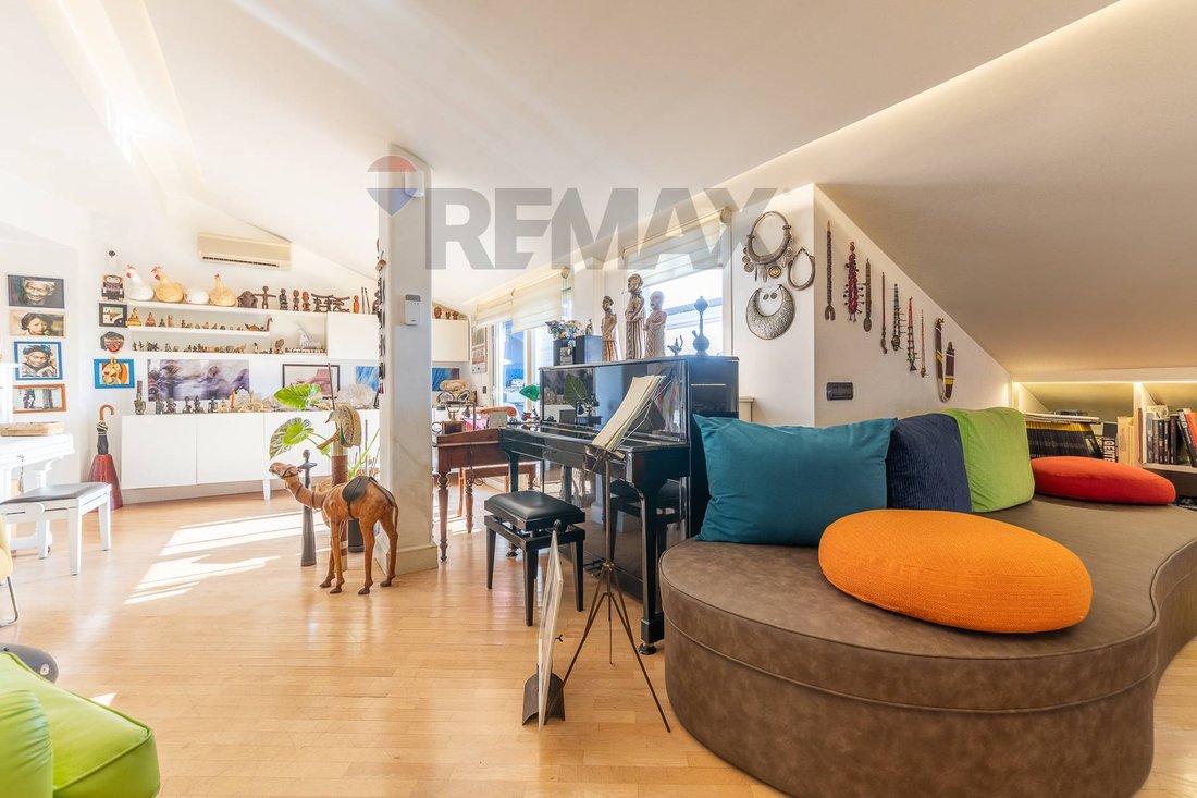 Apartment in Appio Claudio, Rome, Italy 5 - 19076209