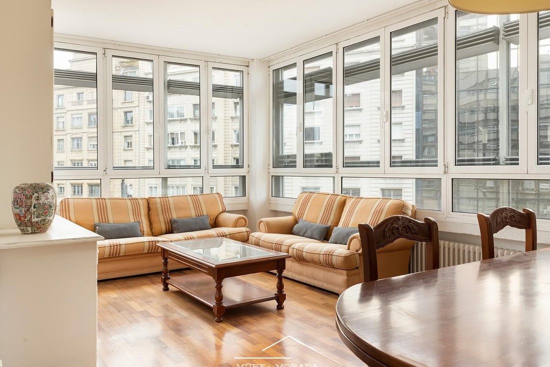 Appartamento a Eixample, Barcellona, Spagna 3 - 19077131