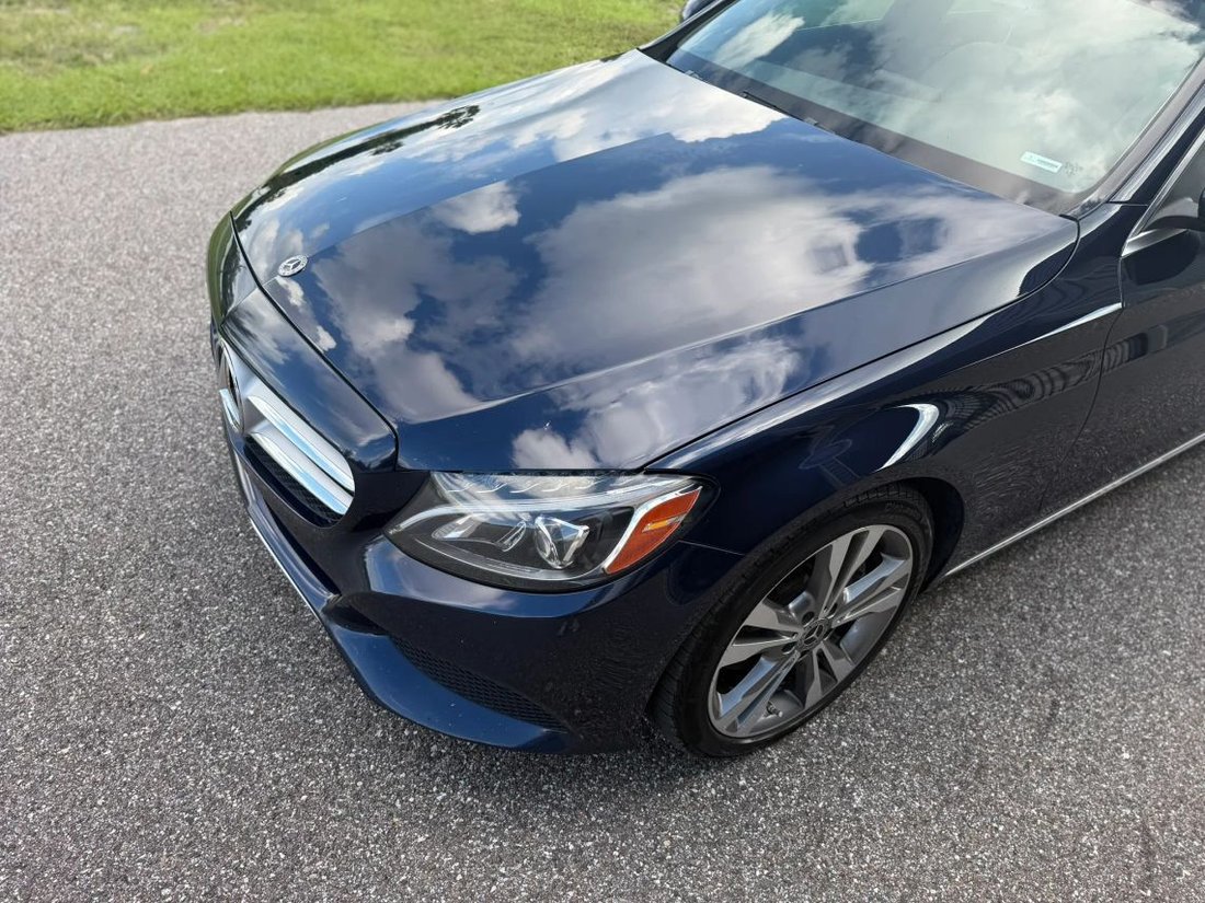 Sedan in Ruskin, FL, United States 4 - 19081795