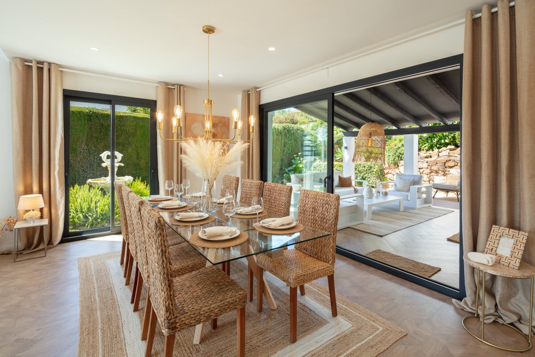 Villa in Nueva Andalucía, Marbella, Spanien 4 - 19082607