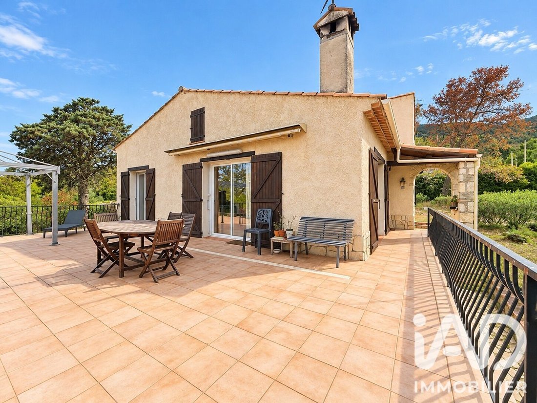 Casa en Tourrettes-sur-Loup, Provenza-Alpes-Costa Azul, Francia 2 - 19083416
