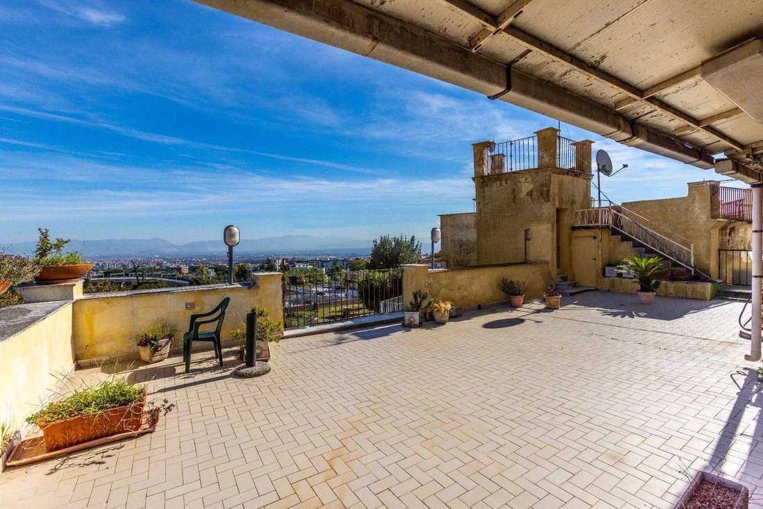 Appartement à Naples, Campanie, Italie 3 - 19076181