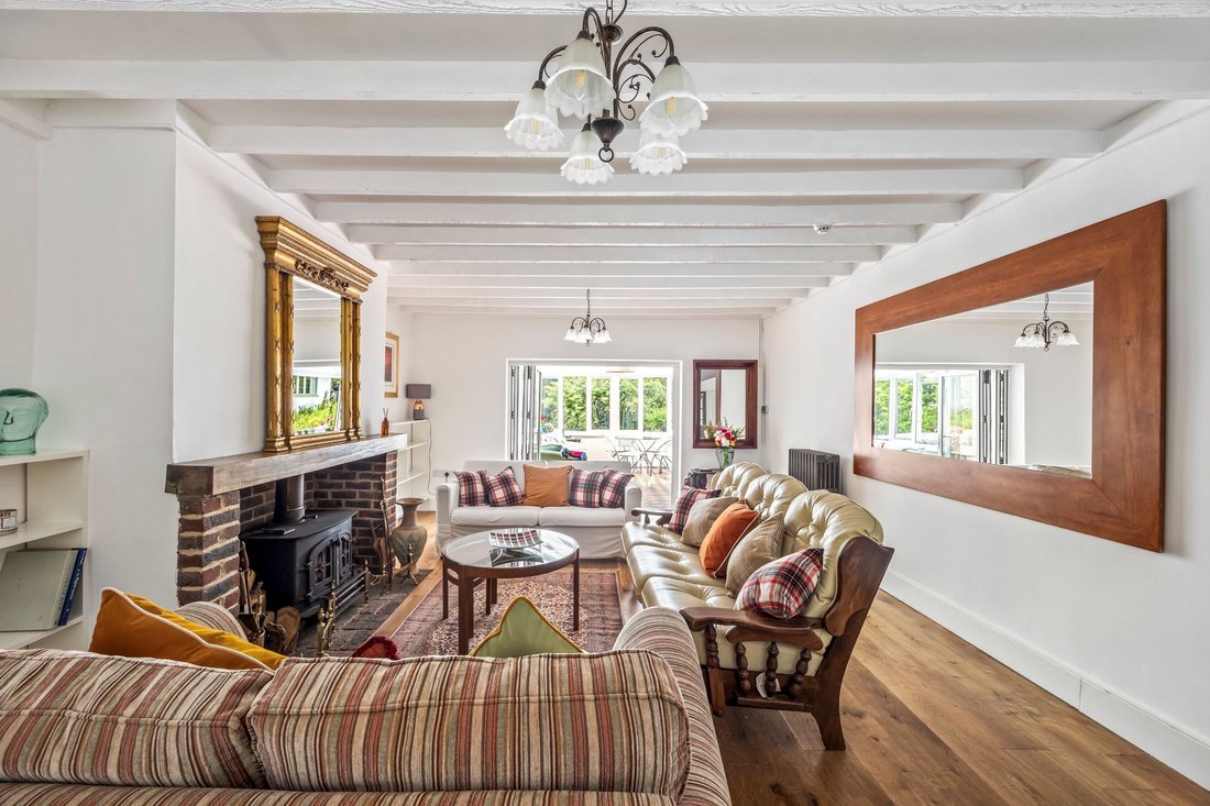 Haus in Felbridge, England 3 - 19079481