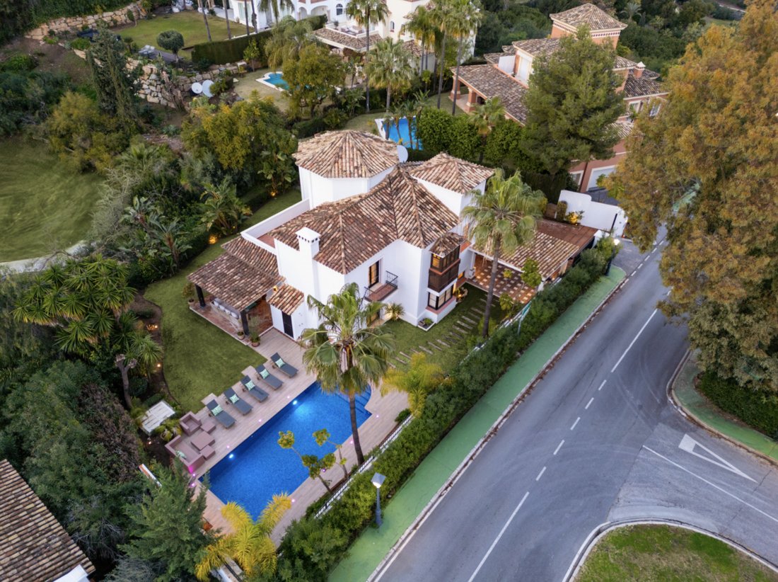 Villa in La Quinta, Benahavís, Andalusien 2 - 19077770