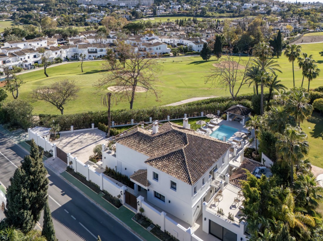 Villa à Nueva Andalucia, Marbella, Espagne 2 - 19077584