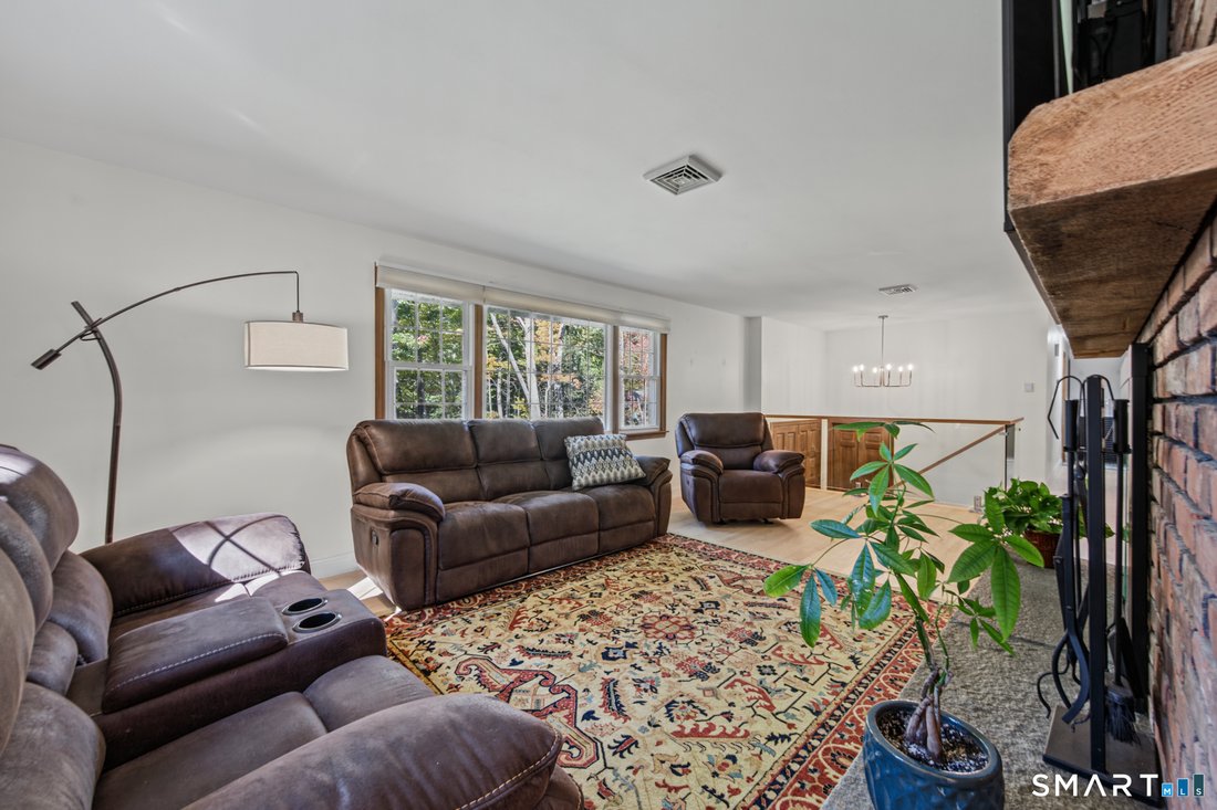 House in New Hartford, Connecticut, United States 4 - 19082858