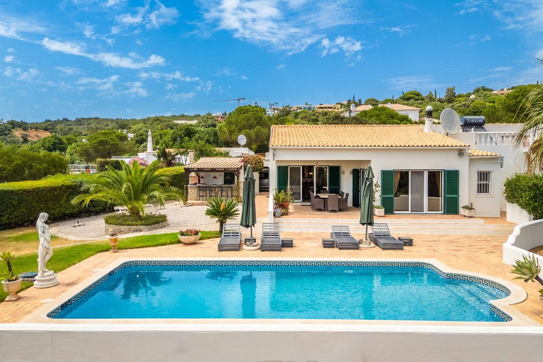 Villa en Santa Bárbara de Nexe, Algarve, Portugal 1 - 19080229