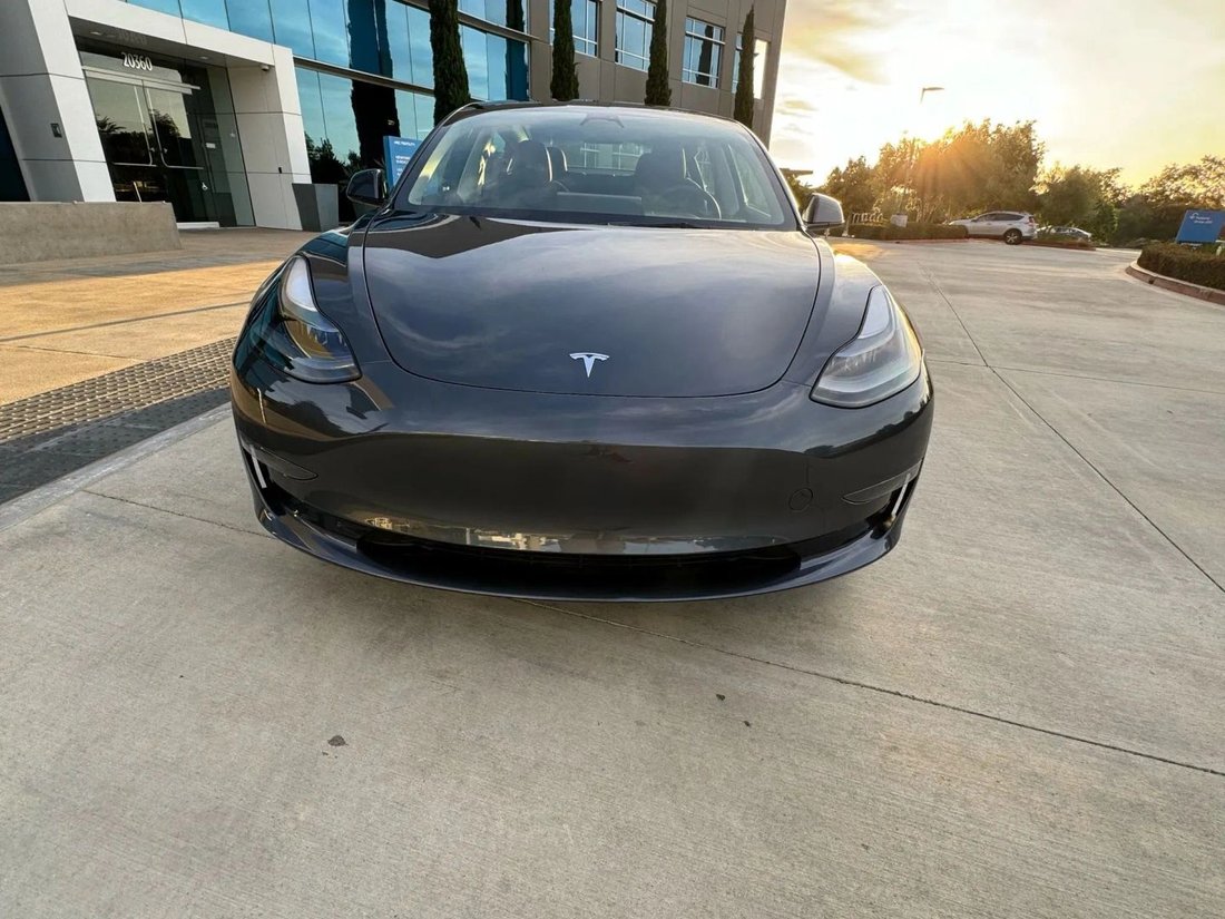 Sedan in Riverside, CA, United States 3 - 19082918
