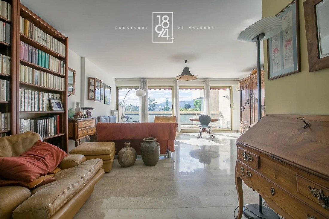 Appartement à Pointe Rouge, 8e Arrondissement, Marseille 4 - 19081317
