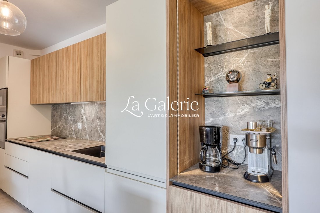 Appartement à Hyères, Provence-Alpes-Côte d'Azur, France 5 - 19076558