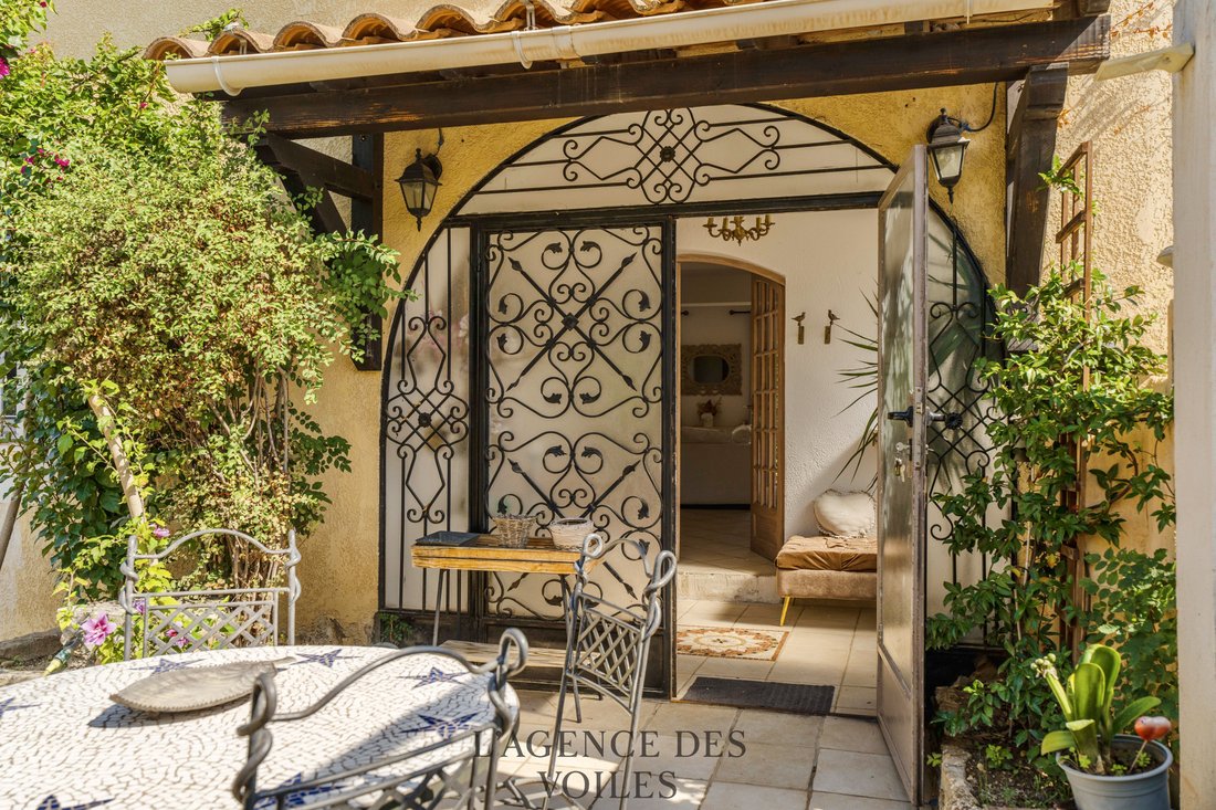 Casa a Coste Chaude-Mauveou, La Seyne-sur-Mer, Francia 1 - 19077500