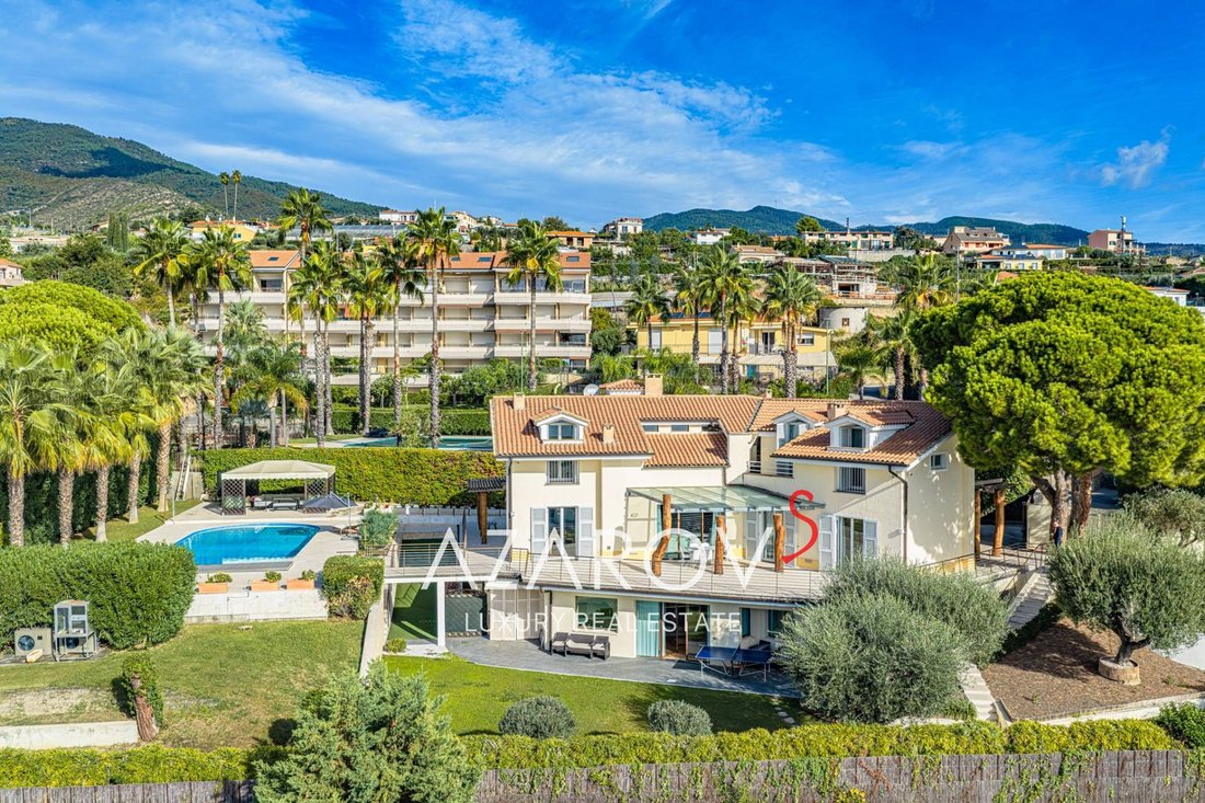 Villa en Foce, Sanremo, Italia 2 - 19083794