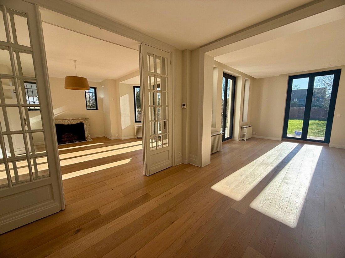 Villa in La Roche-sur-Yon, Pays de la Loire, France 4 - 19080219
