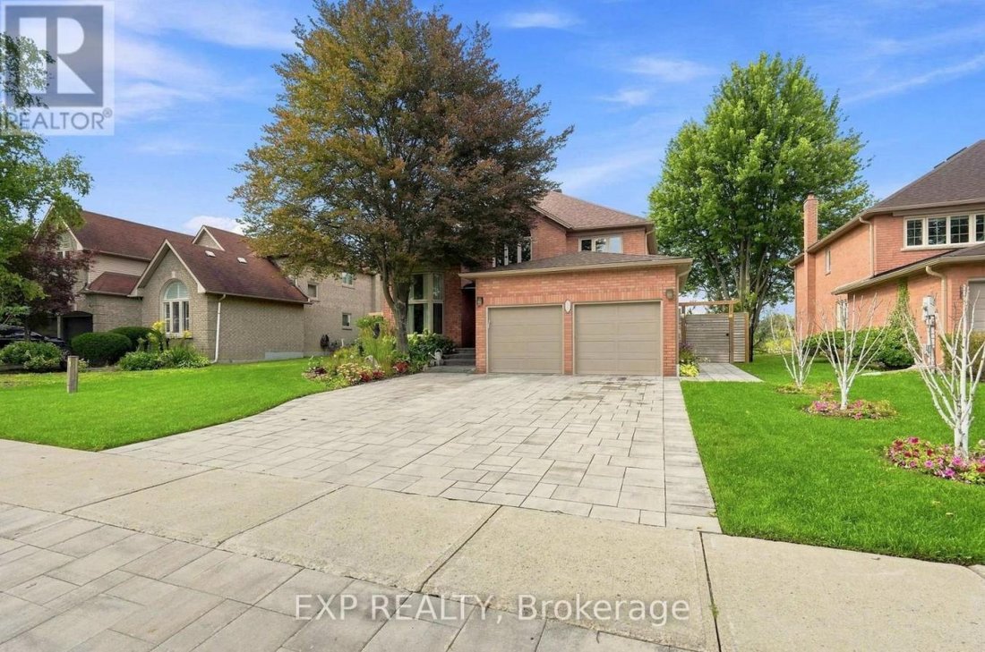 Haus in Newmarket, Ontario, Kanada 1 - 19082864
