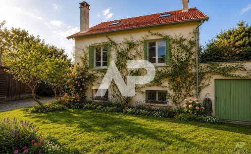 Maison à Centre Ville, Rueil-Malmaison, France 1