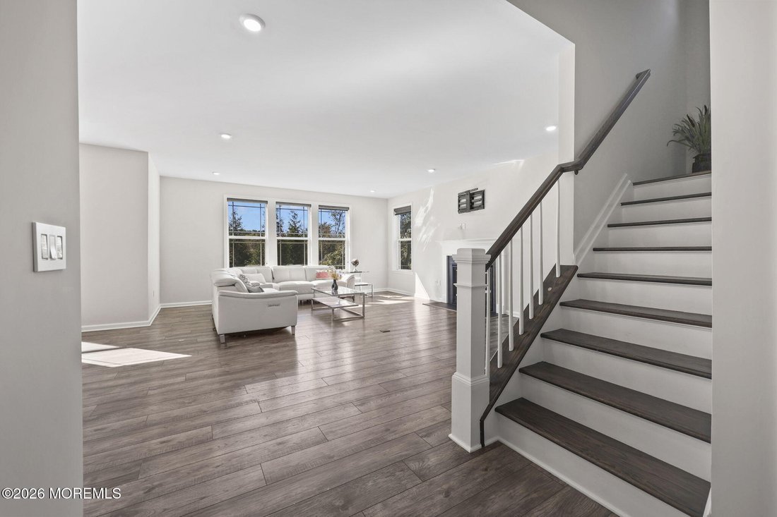 House in Marlboro Township, New Jersey, United States 5 - 19080725