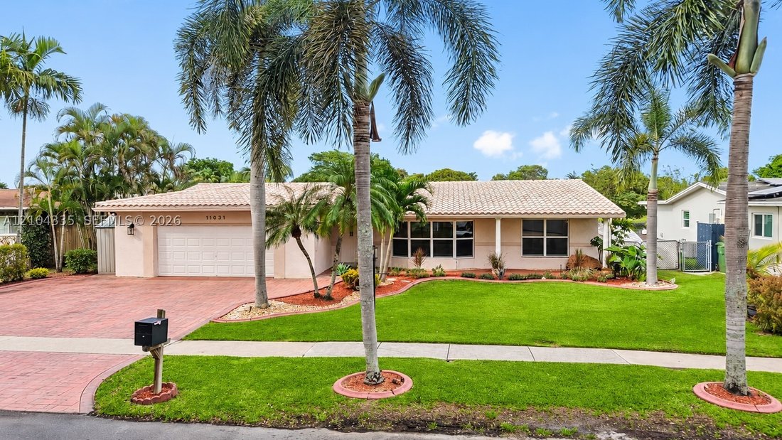 House in Pembroke Pines, Florida, United States 1 - 19079646