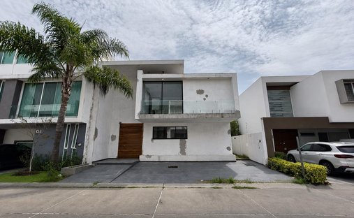 House in Zapopan, Jalisco, Mexico 1