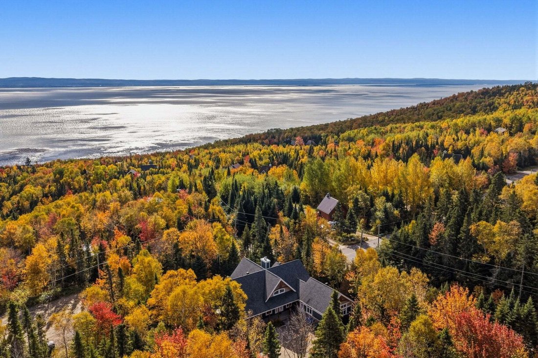 Haus in Petite-Rivière-Saint-François, Québec, Kanada 3 - 19083023