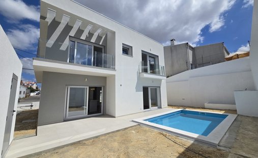 Maison à Charneca de Caparica et Sobreda, Setúbal Municipality, Portugal 1