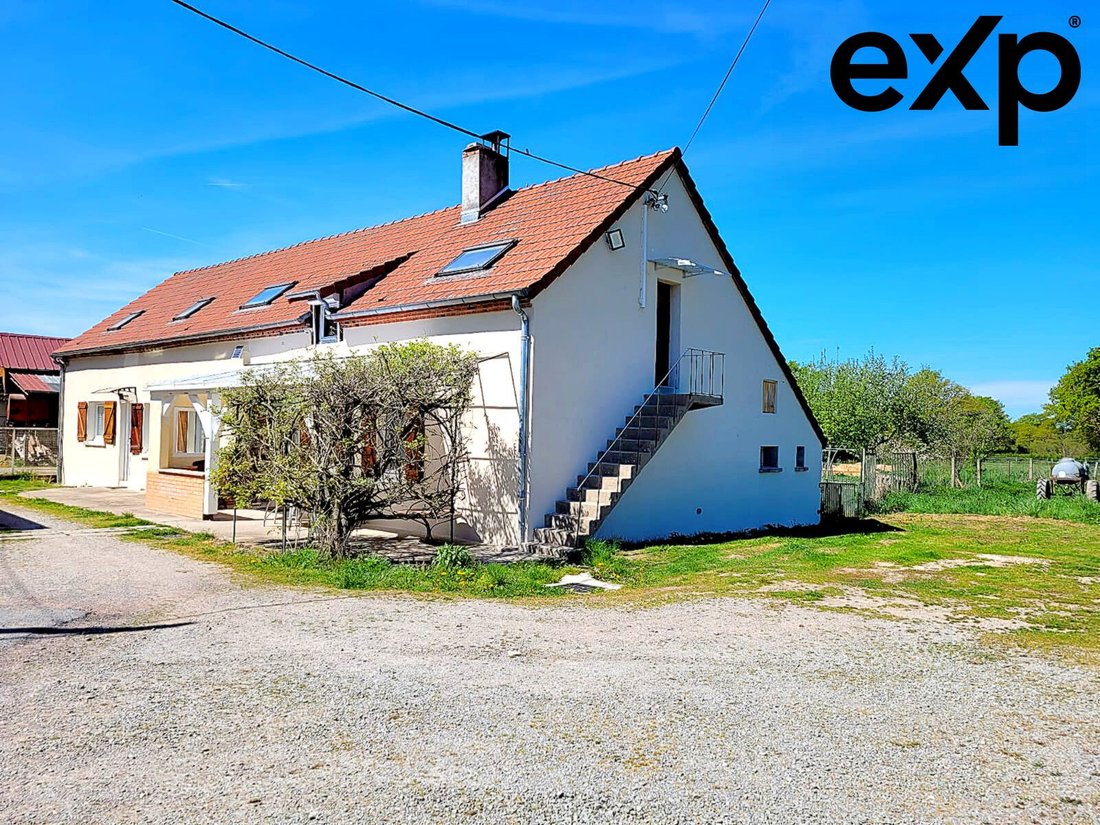 Casa en Sauvagny, Auvernia-Ródano-Alpes, Francia 2 - 18276456