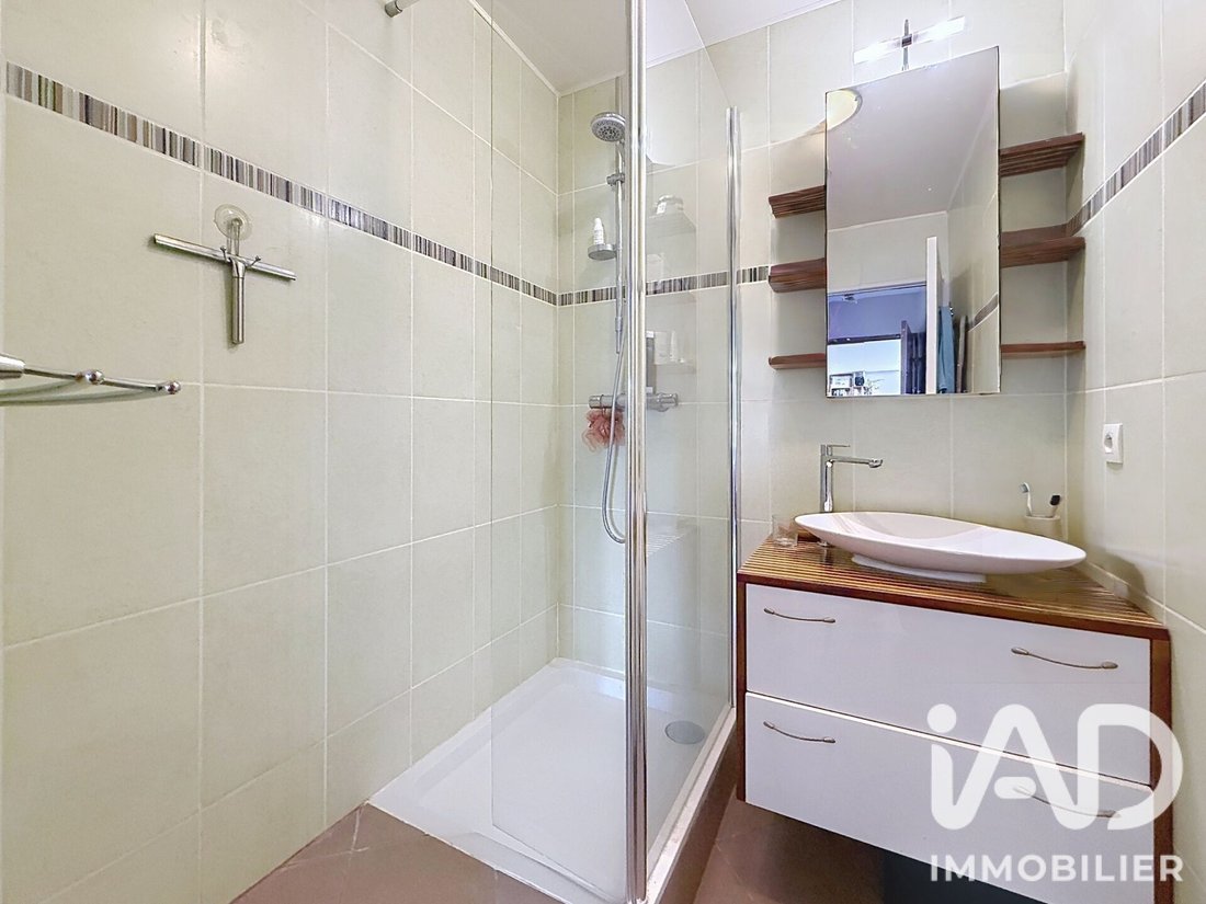 Apartment in Les Lilas, Ile-de-France, France 5 - 19083404