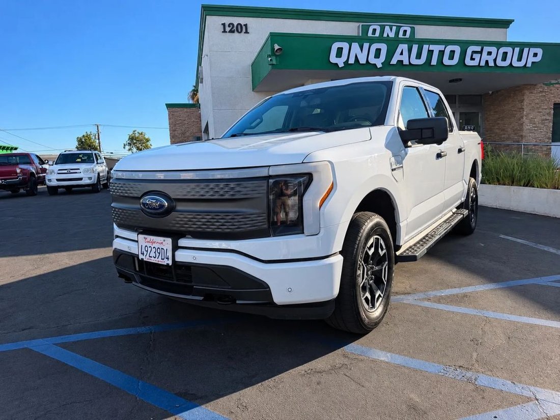 Pickup in Ontario, CA, United States 1 - 19058350
