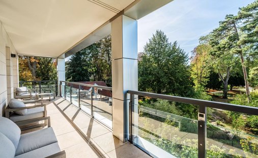 Apartment in Parchamp–Albert Kahn, Boulogne-Billancourt, France 1