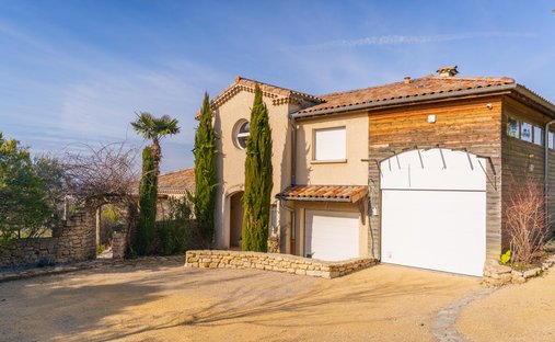Villa a Montéléger, Auvergne-Rodano-Alpi, Francia 1
