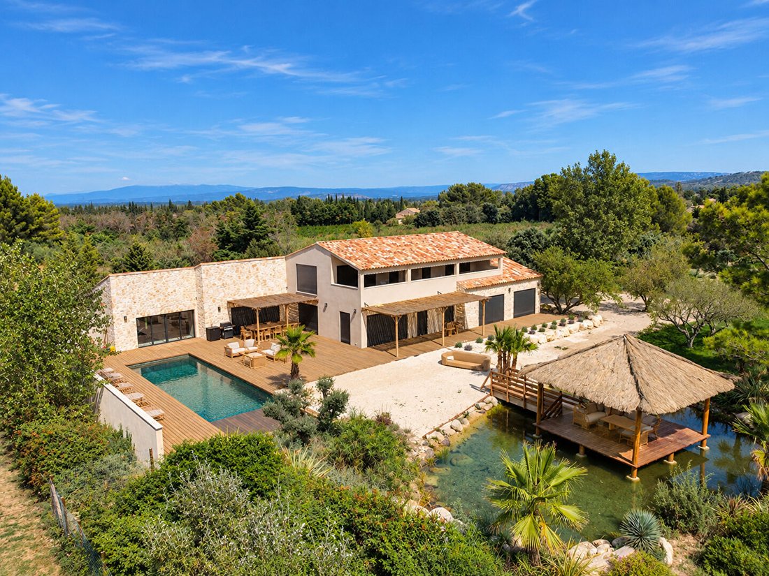 Villa in Eygalières, Provence-Alpes-Côte d'Azur, France 1 - 19080217