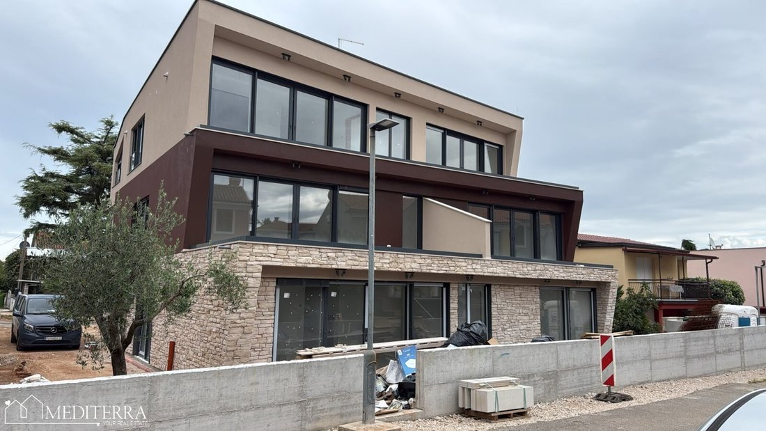 Appartamento a Umago, Regione istriana, Croazia 2 - 15836023